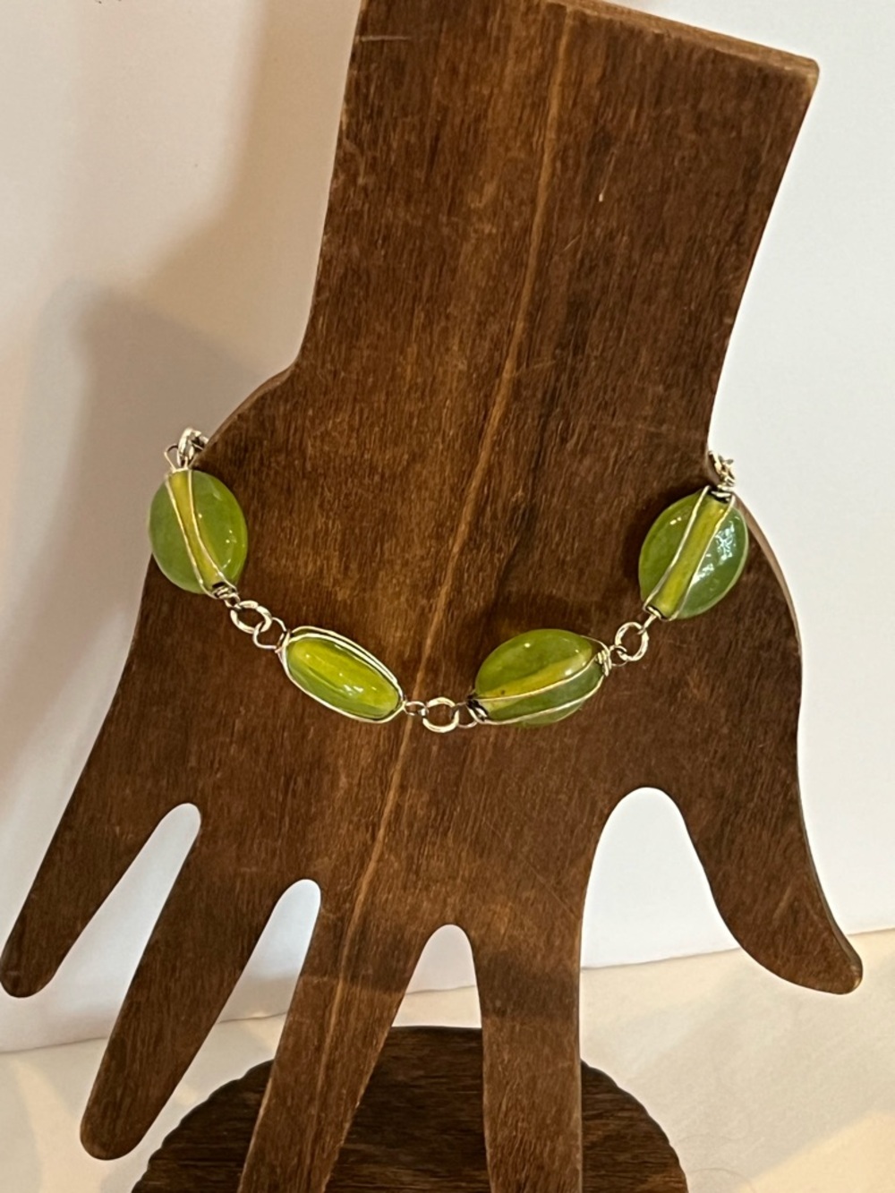 Green Glass Beaded Bracelet